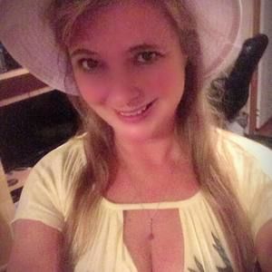 Meet your Posher, Stacy